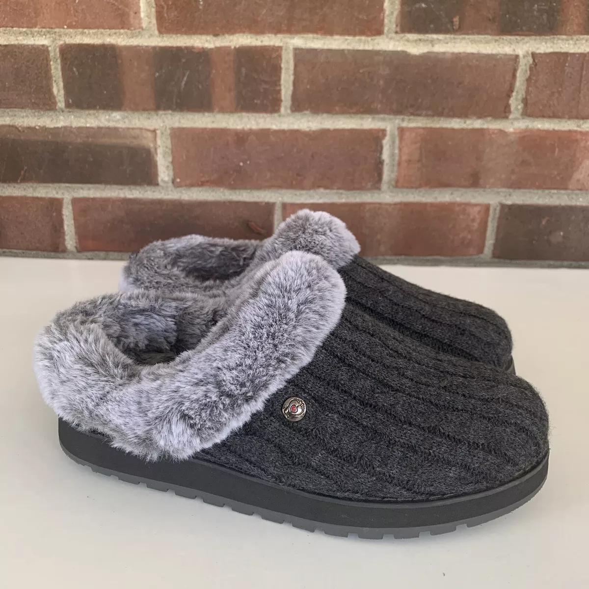 Skechers faux fur slippers deals