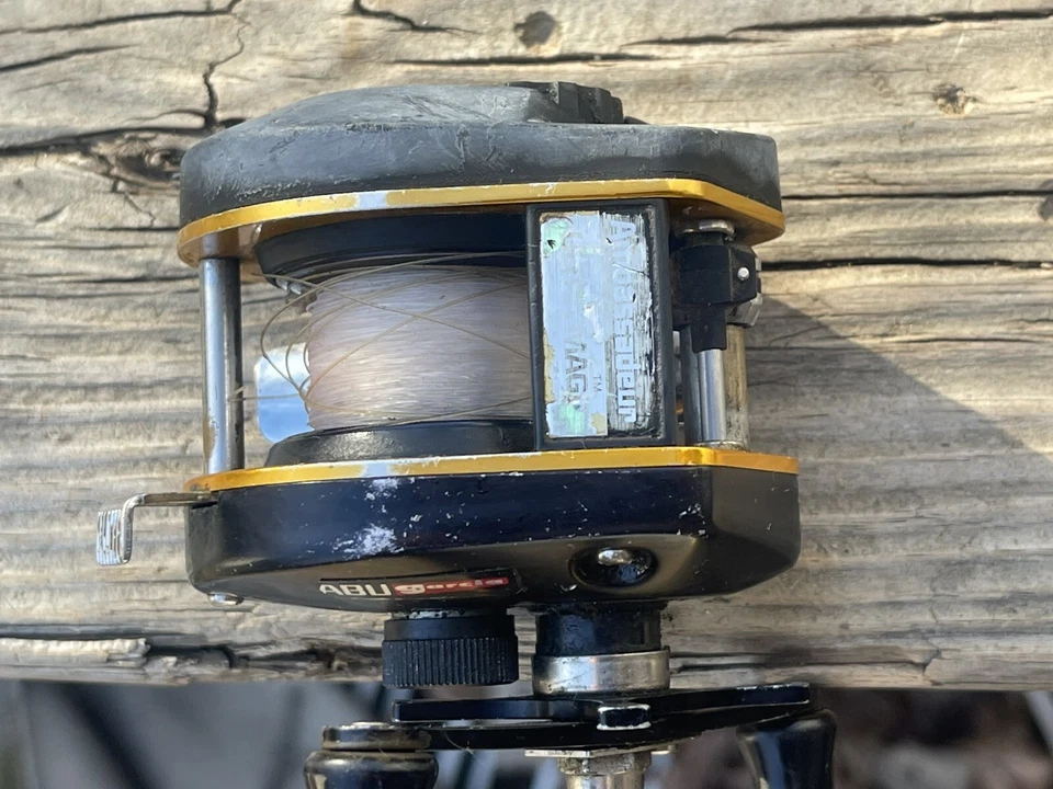 Carrete de pesca Abu Garcia Ambassadeur Ultra Mag I Cebo Casting Suecia de colección Foto 3 de 4