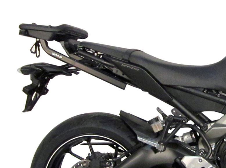 Fixation top case SHAD pour escapades en Yamaha MT 09 2013-2016