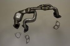 2006-2006 Saab 9-2x 2.5l Front Direct Fit Catalytic Converter