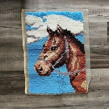 Beautiful Latch Hook Handmade Horse Tufted Rug Tapestry 24x17 Needs Finishing