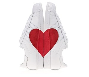 adidas valentine superstar