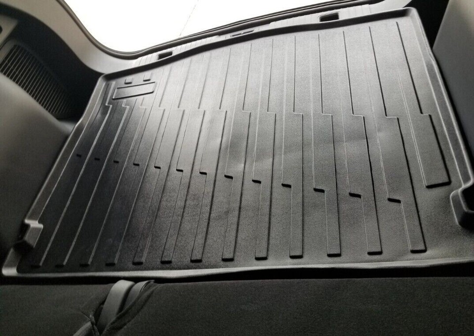 EACCESSORIES EA Cargo Liner – Trunk Mat For Ford Escape 2013-2019 – Weather-Resistant Trunk Mats For Cars With Raised Lip – Non-Slip Car Trunk Mat Rubber – Easy To Install – Laser - Foto 10