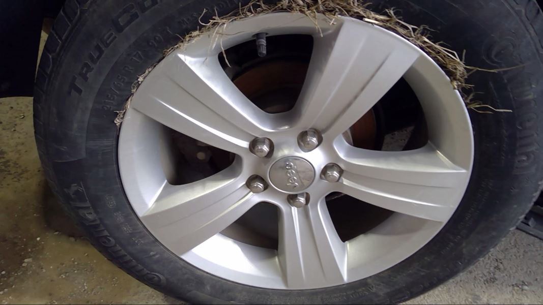 Wheel Classic Style Vertical Rear Door Handle Silver Fits 11-17 COMPASS 4165709