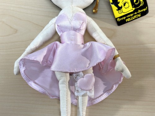 Muñeca de peluche vintage 1999 Kellytoy Marilyn Pink Betty - Betty Boop con etiqueta original - Imagen 4 de 19