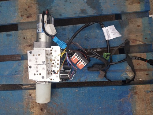 BMW 4 SERIES M4 F33 F83 2014-2019 CONVERTIBLE HYDRAULIC ROOF PUMP 7344440 - Picture 1 of 5