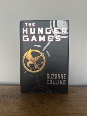 The Hunger Games - Suzanne Collins - US hardback edition 2008