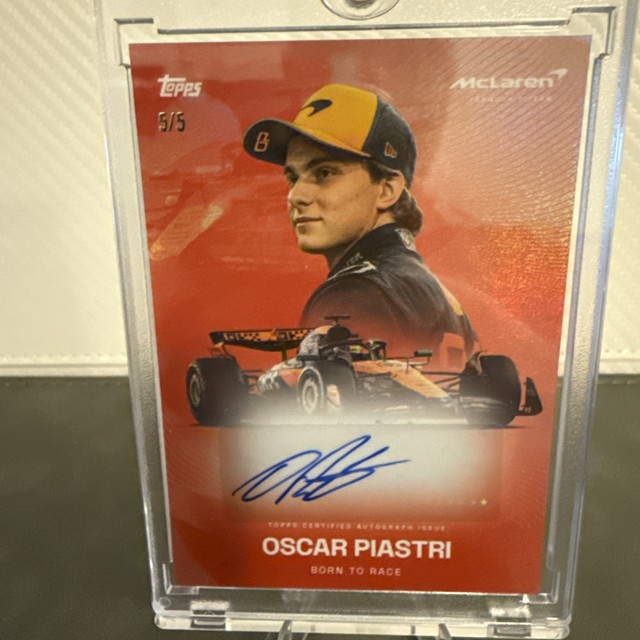 2025 Topps McLaren Racing Oscar Piastri Red Auto /5 Born to Race
