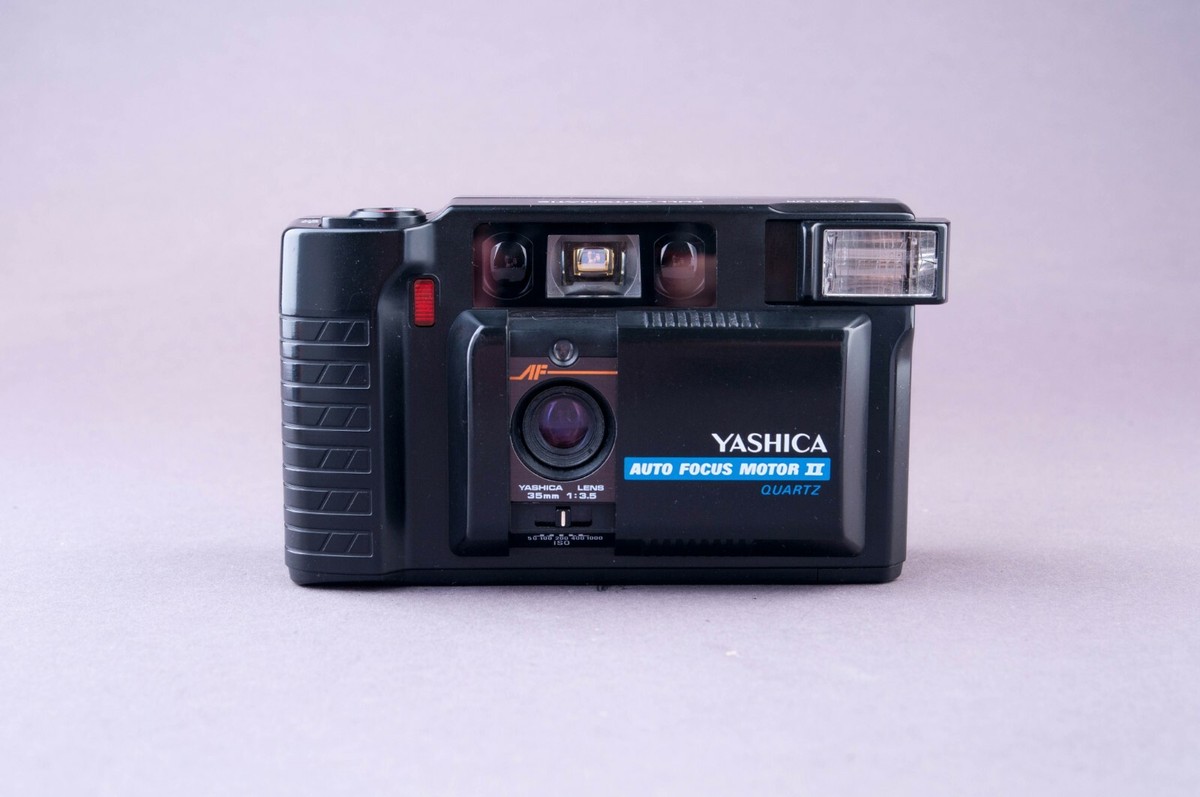 フィルムカメラ YASHICA auto focus motor 2D Yashica Auto Focus Motor Review and Notes - By Michael Raven