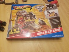 hot wheels monster jam triple blast arena