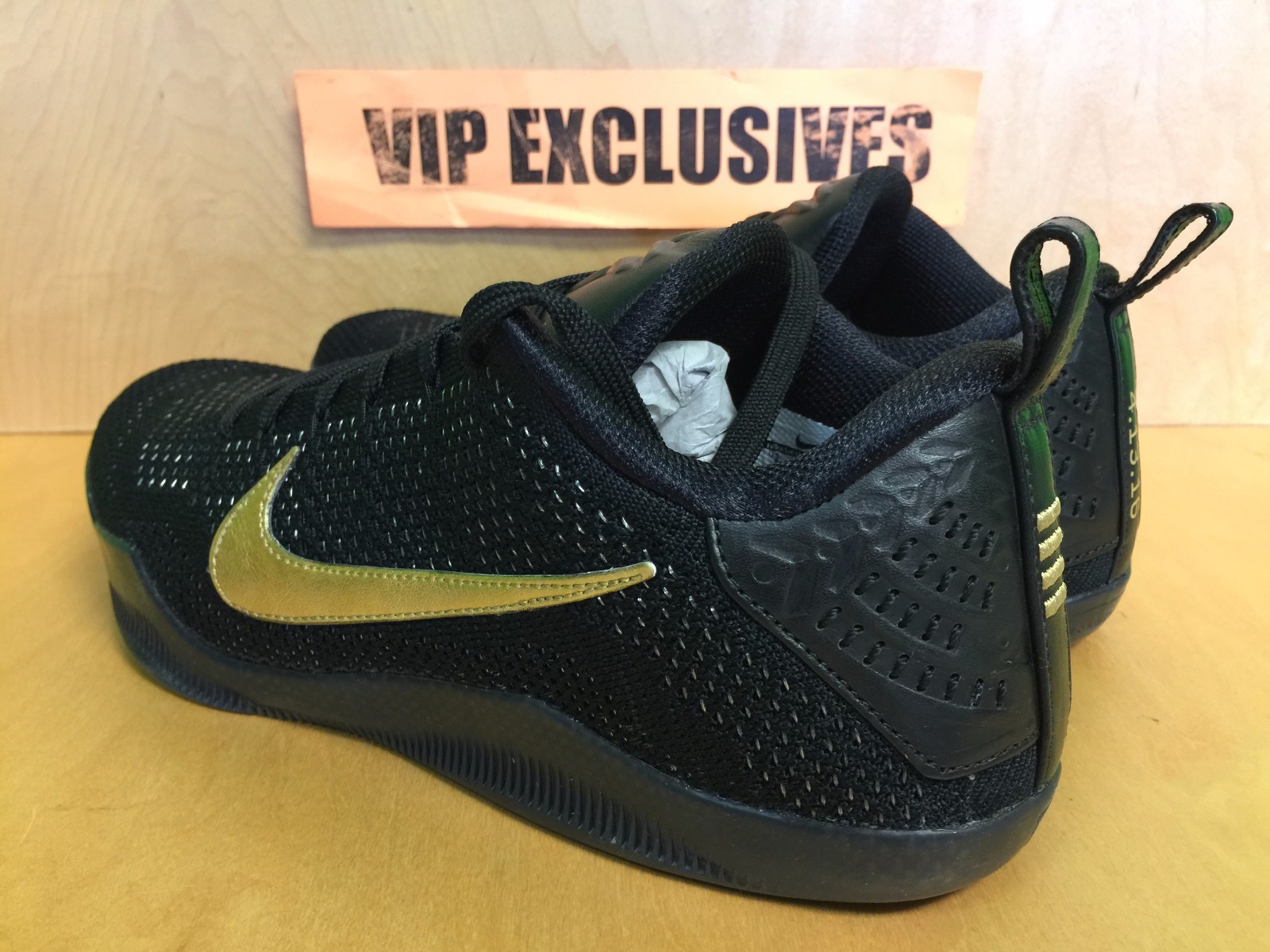 People Sitting Courtside During Kobe's Final Game Were Gifted The Nike Kobe  11 Fade To Black • KicksOnFire.com