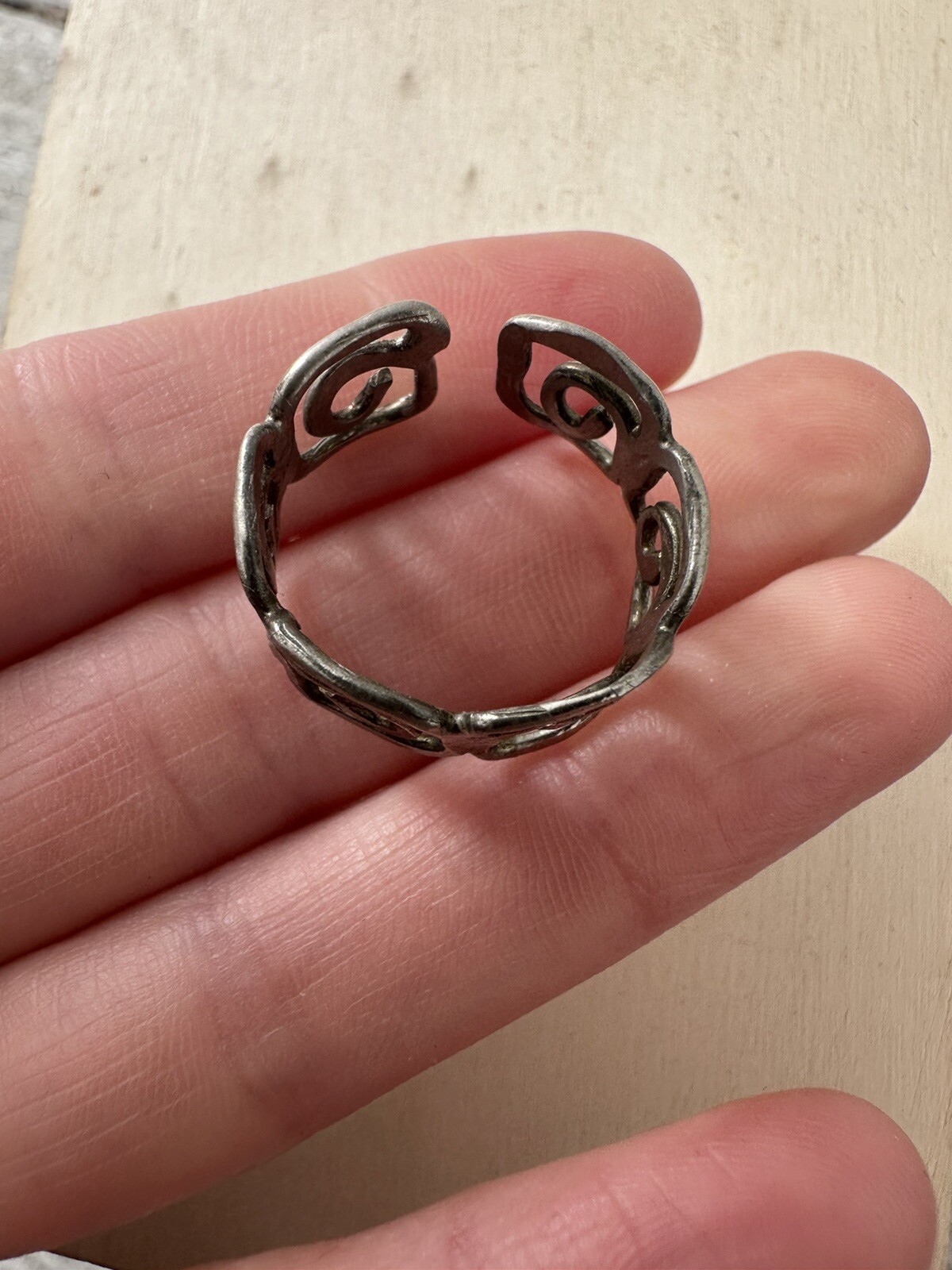 Vintage Artesian Scroll Fully Adjustable Ring - image 6