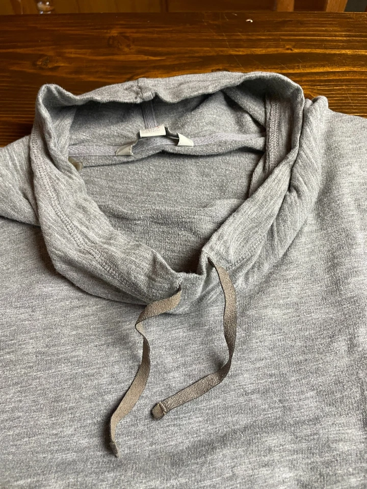 Suéter Guide Series, Feminino Tamanho XL, Cinza, Gola Capuz, Pulôver - Imagem 3 de 4