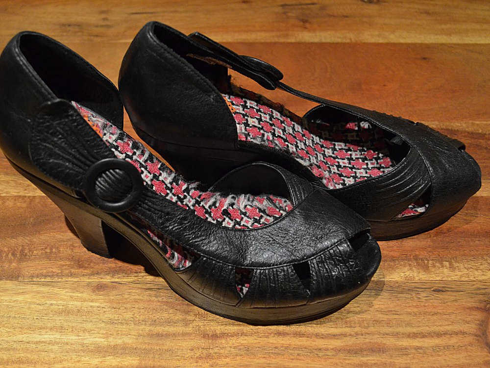 APL Rocket Dog nero punta aperta tacco plateau UK 4 EU 37 scarpe fibbia sandalo boho