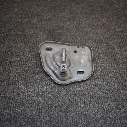 Audi A7 4G8 Motorhauben-Sicherheitsriegel 4G0823186 2014