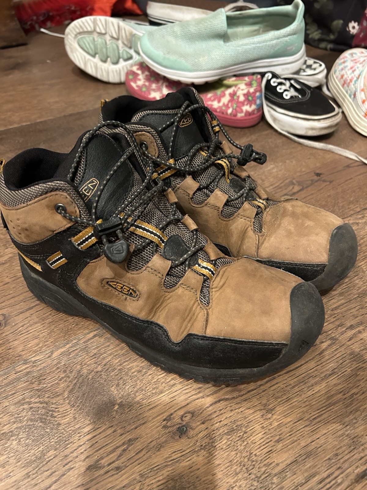 Keen Scarpone da Escursionismo Impermeabile Bambina Marrone Punta Tonda Imbottito