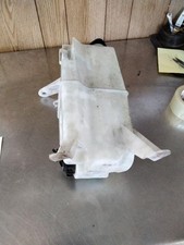 Washer Bottle Toyota Tundra 07 08 09 10 11 12 13 14 15 16 17 18 19 20 21 Washer Bottle Toyota Tundra 07 08 09 10 11 12 13 14 15 16 17 18 19 20 21