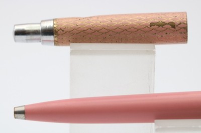 Vintage (c1960) Parker Jotter Debutante rosa Kugelschreiber (neue Mine montiert)