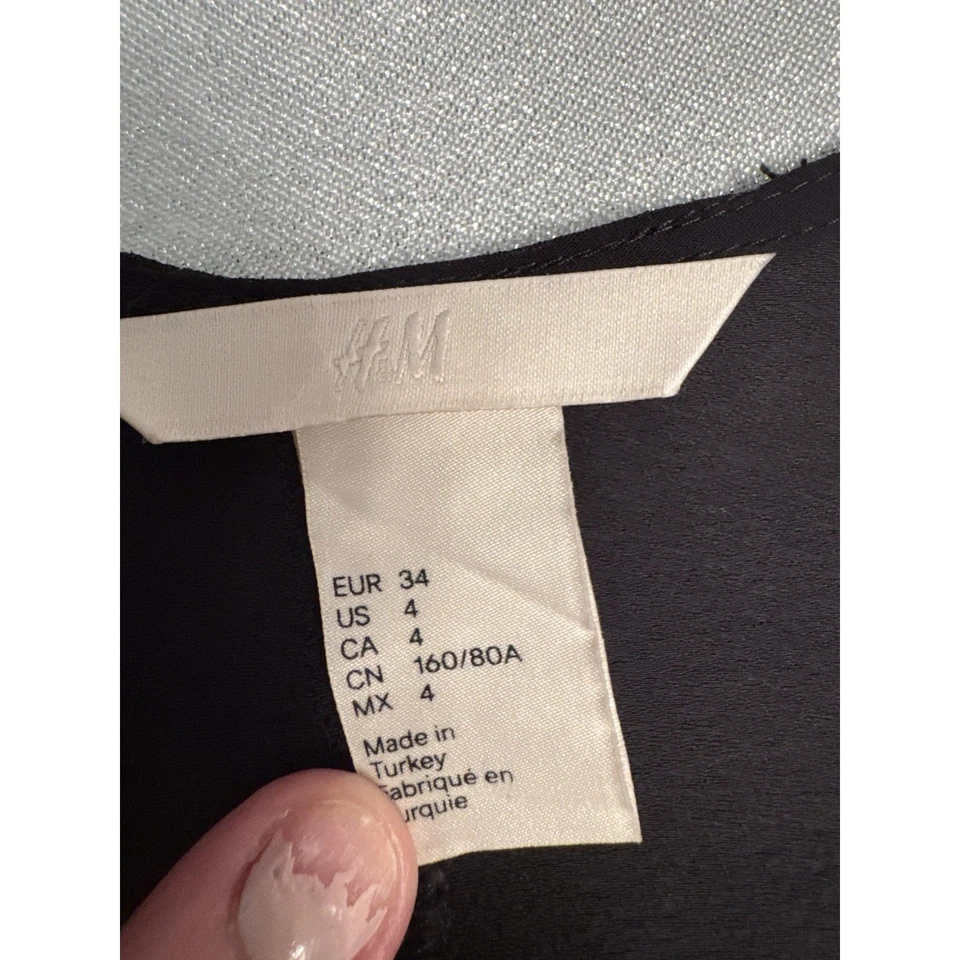 Camisa H&M Alta Baja Negra Para Mujer EE. UU. 4 Aberturas Peplum Manga Cuarta Silenciosa Lujo Foto 4 de 4