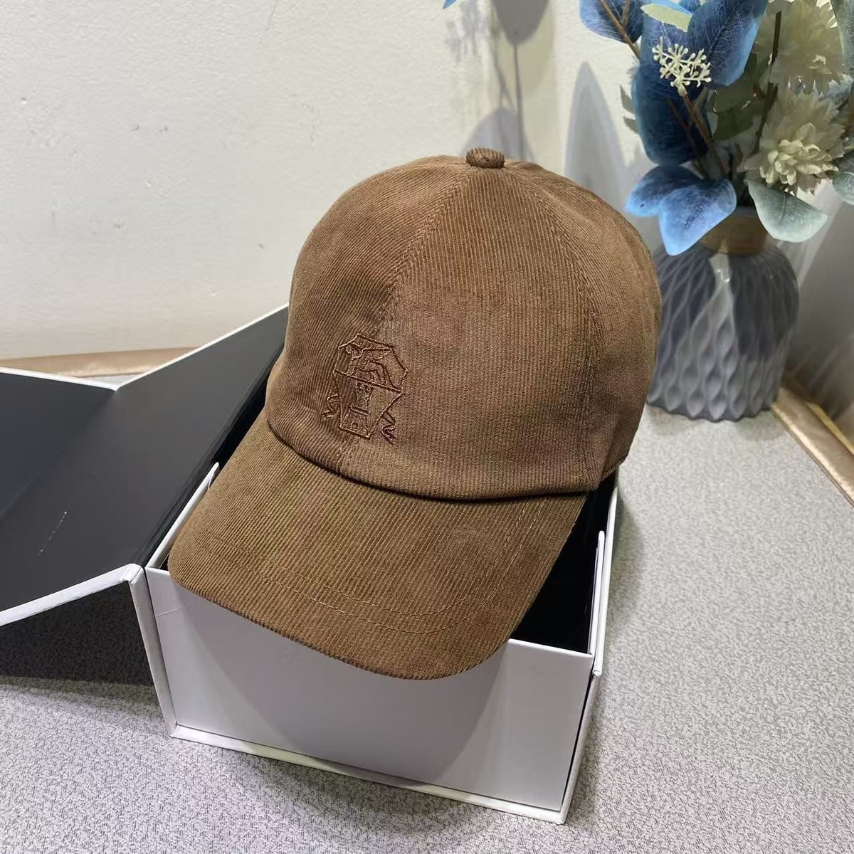 【新品未使用】BRUNERO CUCINELLI コットンキャップベージュ L Brunello Cucinelli Luxury Soft Baseball Cap Corduroy for Men and