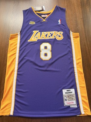 Mitchell and Ness Kobe Bryant 2000-01 Los Angeles Lakers Road