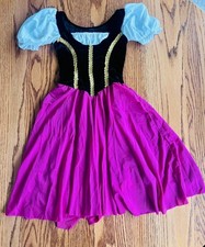 Renaissance dress costume