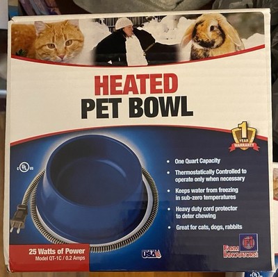 Farm Innovators Heated Pet Water Bowl w/Anti Chew Cord for All Breeds  1 Qt Size