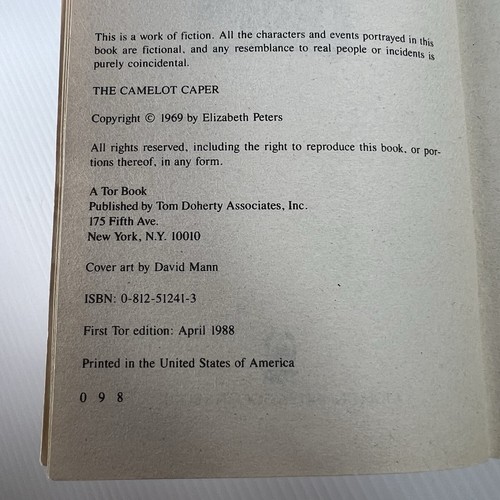 TOR Books The Camelot Caper Elizabeth Peters Mystery Paperback 1988 - Picture 6 of 8