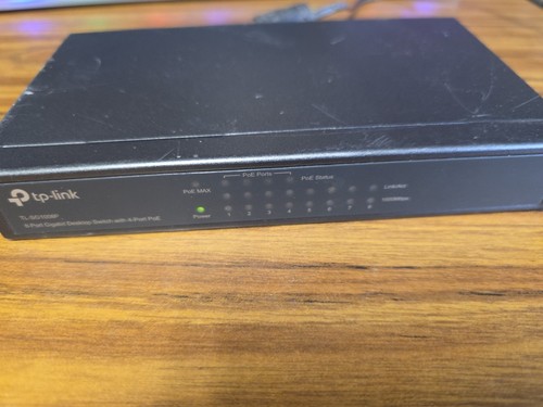 TP-Link TL-SG1008P 8 Port Gigabit PoE Switch - Afbeelding 2 van 3