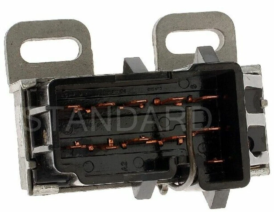 Interruptor de encendido estándar US-90 | Parte automática de alta calidad, ajuste universal Foto 4 de 4