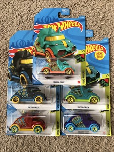 hot wheels dino riders 2020