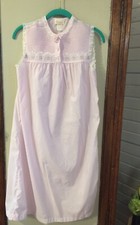 Barbizon, Vintage Sleeveless Nightgown Pink, Size S Petite EUC lovely 