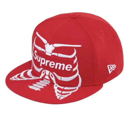 Chapeau Supreme Bones Box Logo New Era 7 1/4 rouge