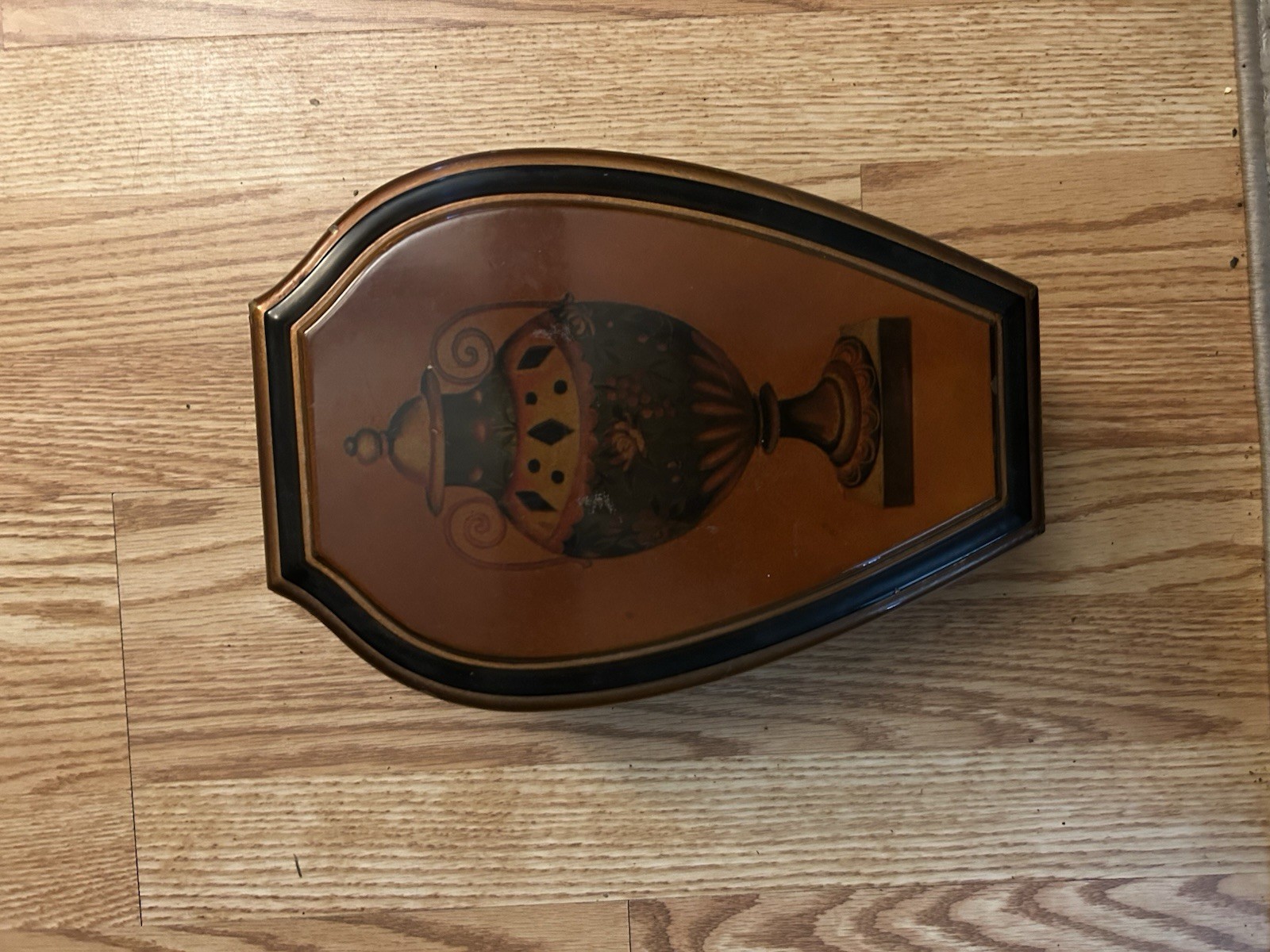 Vintage Lacquered Wooden Decorative Storage Box