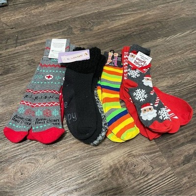 Assorted Womens Casual Sock Bundle multiple Colors 8 Pair Total NWT Womens