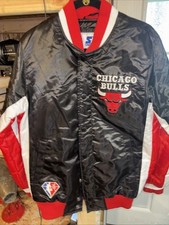 NWOT Mens Chicago Bulls starter jacket size Small/Medium
