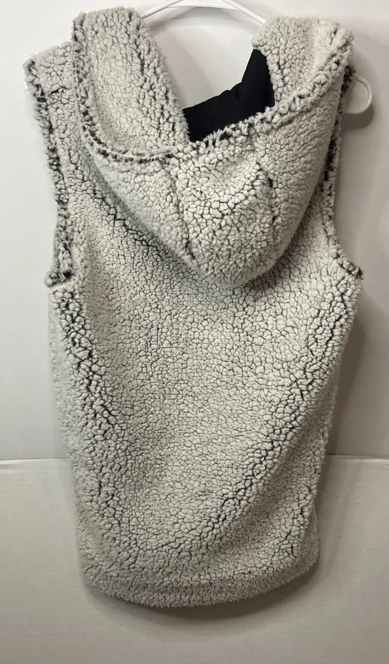 Chaleco Mujer Cafetería Sherpa Mediano Con Capucha Frente Abierto Negro Blanco Foto 4 de 4