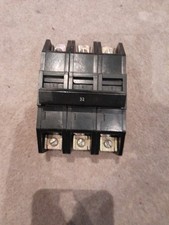 DORMAN SMITH LOADMASTER SERIES 15 32AMP TRIPLE POLE MCB CIRCUIT BREAKER