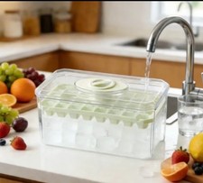 32 Cube Ice Cube Maker with Storage Lid | 19x10x10cm Easy Pop Design | Keeps Ice
