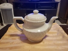 Vintage White Drip-O-Lator Teapot / Coffee, Enterprise Aluminum Co,