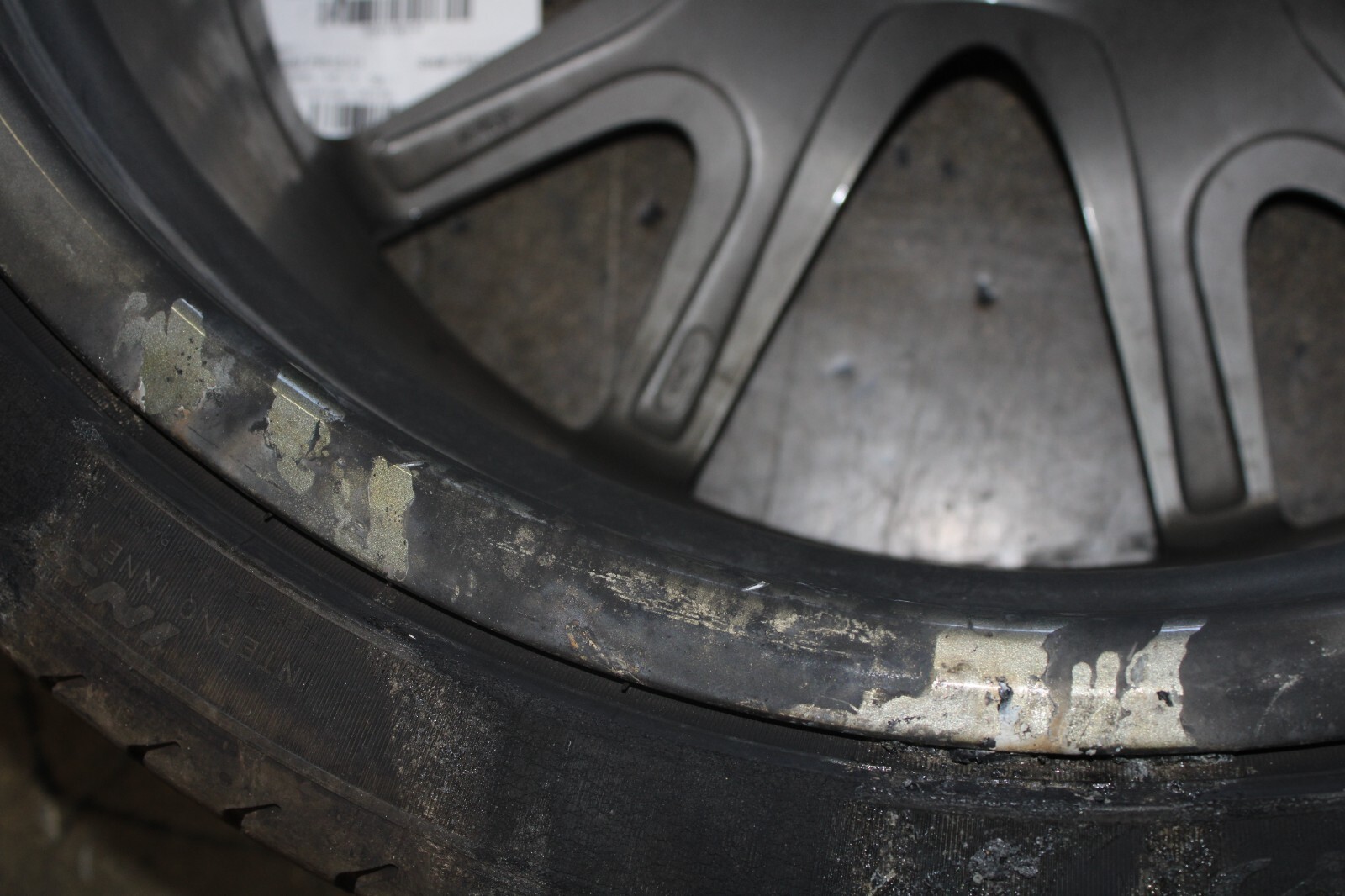 Ferrari California, Front Wheel, Curb Rash, Used, P/N 242156