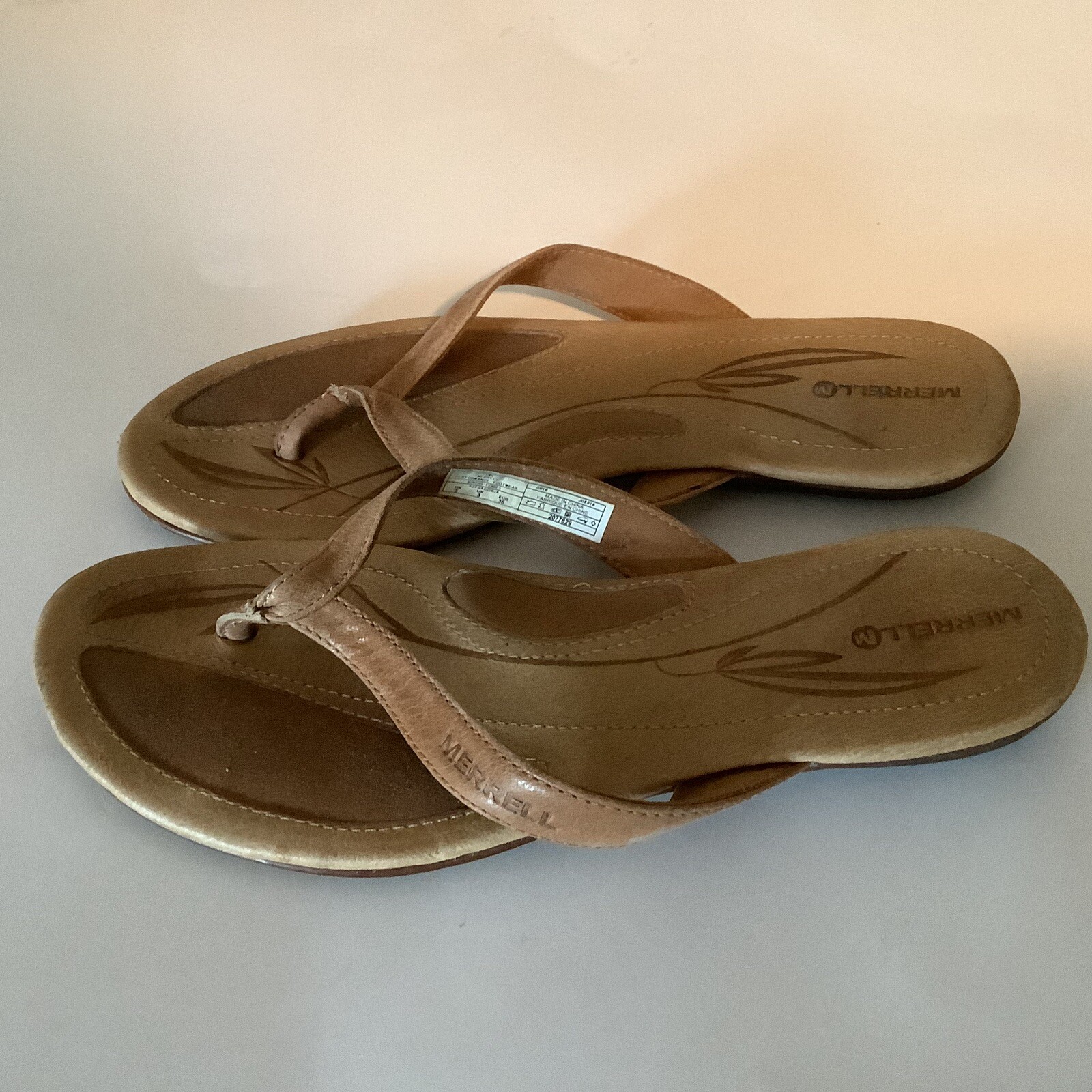 Sandali da passeggio infradito Merrell taglia 5 marrone chiaro zeppa