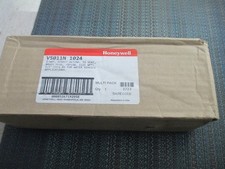 Honeywell V5011N1024 Pneumatic Valve NEW! 1/2"