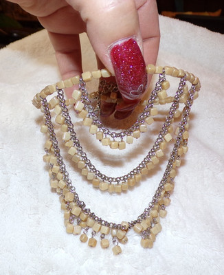 Cream Square Beaded Chocker Necklace