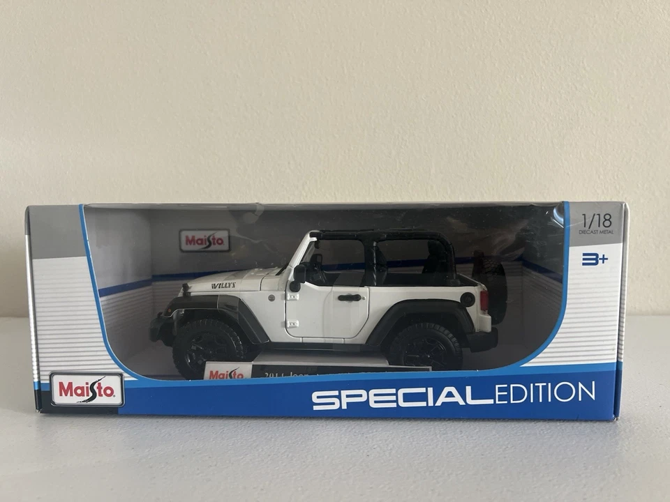 Maisto 1:18 Jeep Wrangler Willys 2014 топлесс белый литой - Изображение 2 из 4