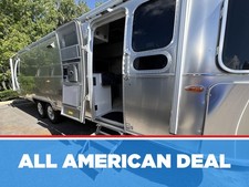 2025 Airstream Classic 30RB