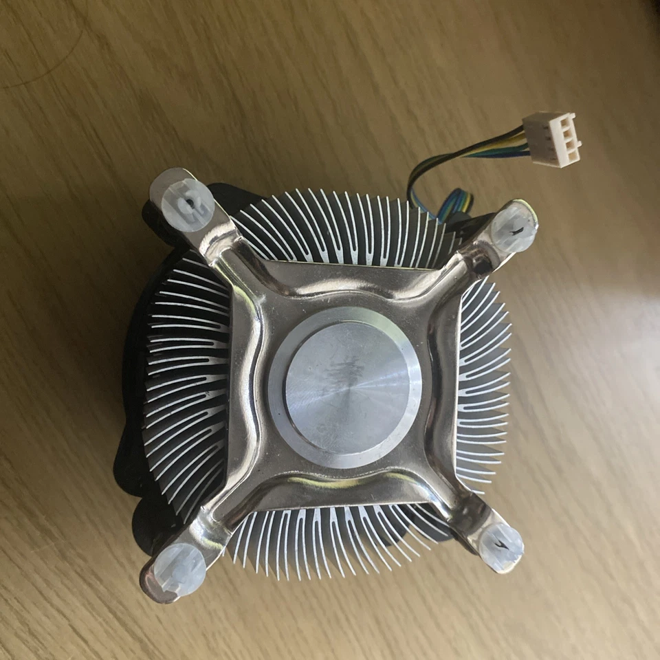 AKASA AK-956CP SOCKET 775 CPU HEATSINK AND COOLING FAN - Image 2 of 4