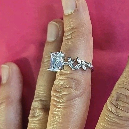 2ct Moissanite Sterling Silver size 6 - Picture 2 of 4