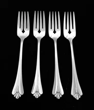ONEIDA Stainless ROYAL FLUTE Set Of 4 SALAD FORKS 6 3/4" Community Glossy