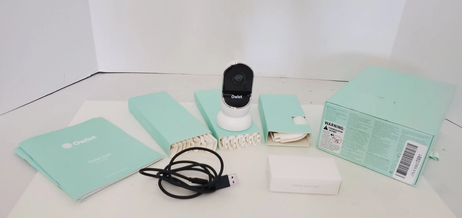 Owlet Dream Baby Monitor and HD Camera New.